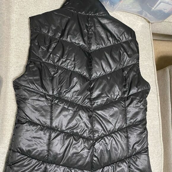 Aeropostale Puffer Vest sz m - Picture 2 of 6